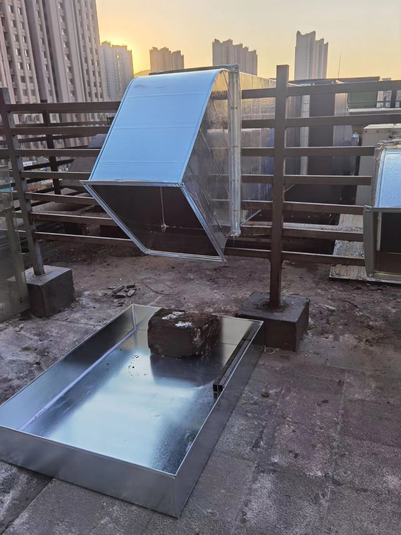 济南通风水蜜桃久久夜色精品国产黄加工